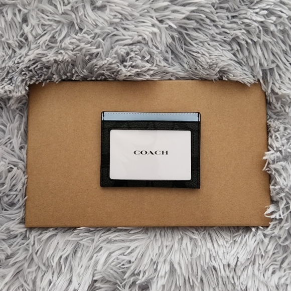 COACH Boxed Card Case & Belt Gift Set In Colorblock Signature Canvas - Picture 9 of 12